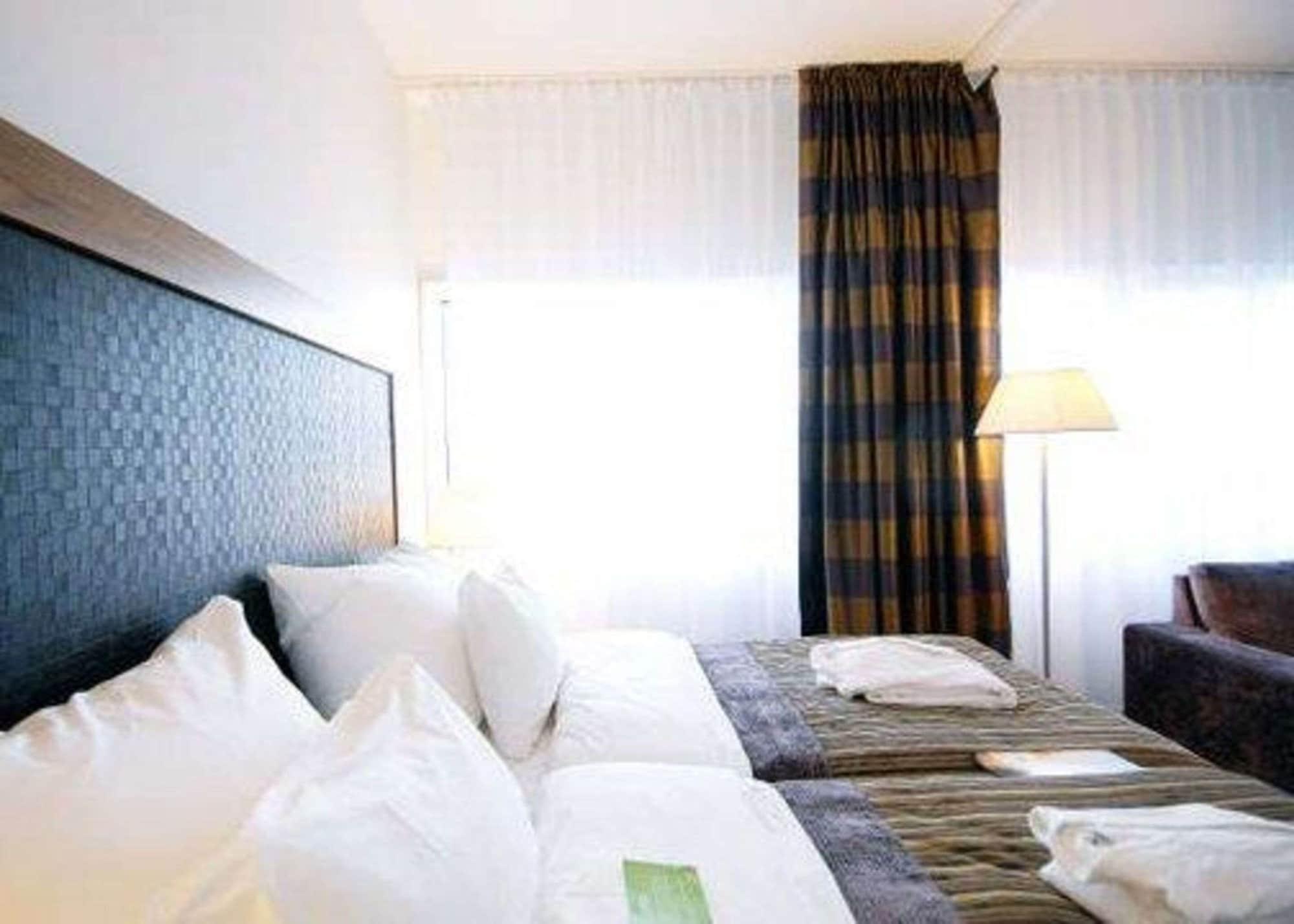 Quality Hotel Edvard Grieg Bergen Ruang foto